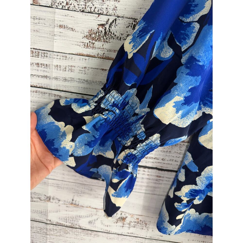 Studio Park Blue Floral Popover Vneck Top 3X Balloon Sleeves Classic Coastal - Picture 3 of 7
